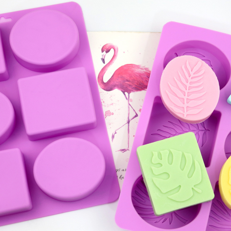 Round and Square Leaf Silicone - Soap Making Book For Beginners 评论和价格
